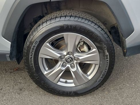 Used 2024 Toyota RAV4 XLE image 16