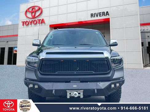 Used 2019 Toyota Tundra Limited w/ Limited Premium Package AWD/4WD image 2