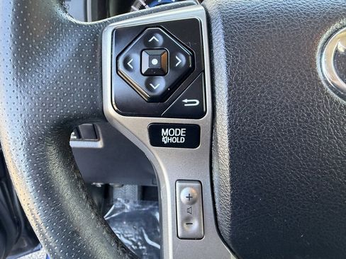 Used 2018 Toyota 4Runner SR5 image 22