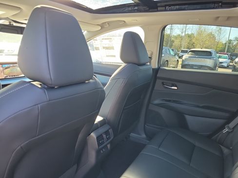 New 2026 Nissan Murano SL image 14