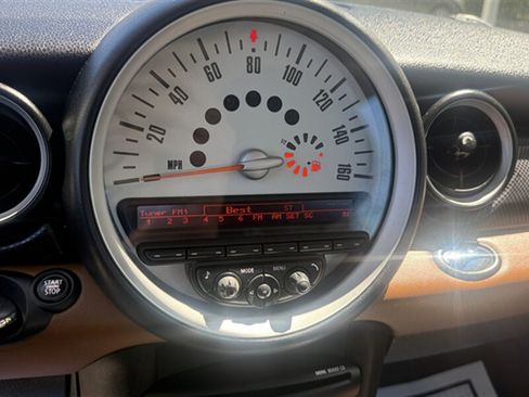 Used 2011 MINI Cooper S FWD image 9