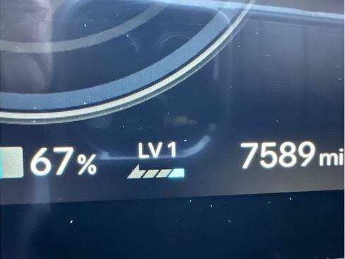 Used 2025 Hyundai Kona SEL FWD image 21