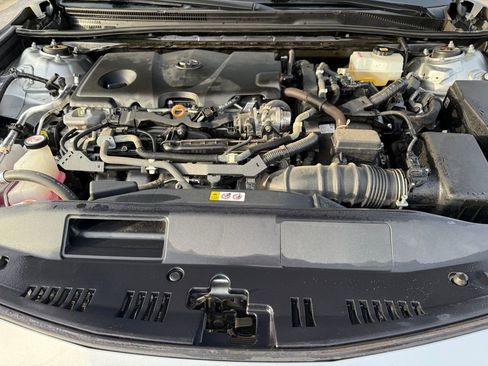 Used 2021 Toyota Camry XLE image 22