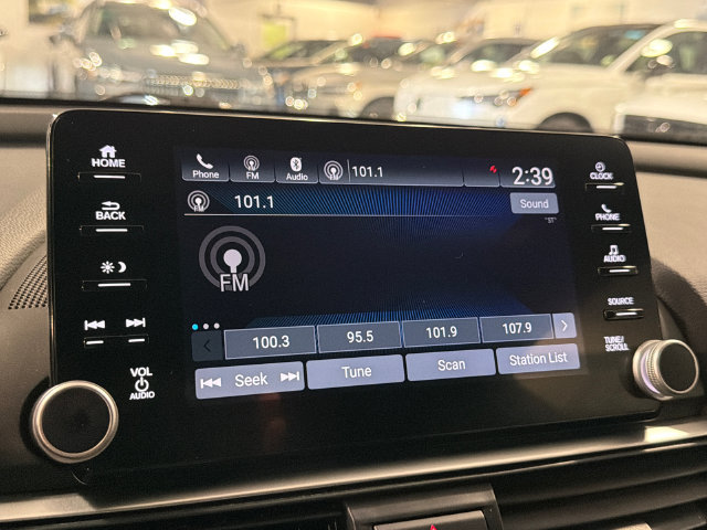 Used 2019 Honda Accord Sport image 16