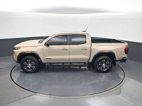Used 2024 GMC Canyon AT4 w/ AT4 Premium Package AWD/4WD image 20