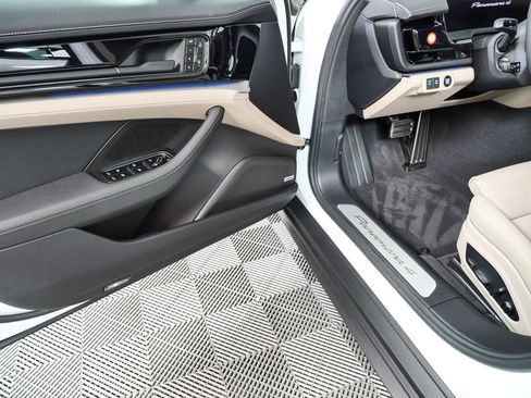 New 2026 Porsche Panamera 4 AWD/4WD image 8
