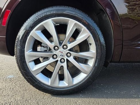 Used 2023 Buick Envision Avenir AWD/4WD image 9