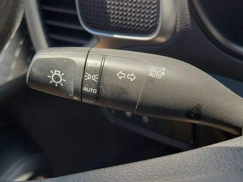 Certified 2023 Kia Soul LX FWD image 11