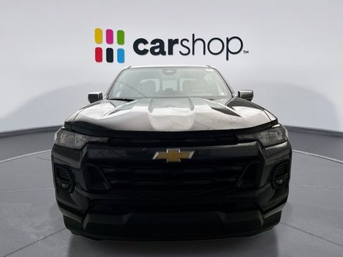 Used 2024 Chevrolet Colorado LT w/ LT Convenience Package II AWD/4WD image 8