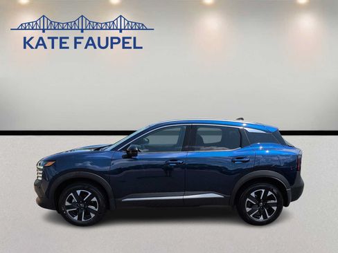 Used 2026 Nissan Kicks SR AWD/4WD image 4