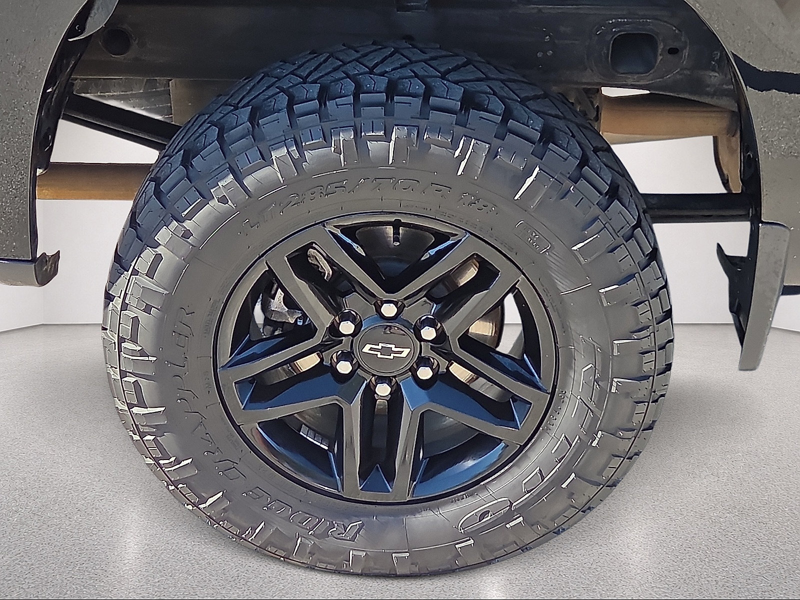 Used 2019 Chevrolet Silverado 1500 LT Trail Boss AWD/4WD image 7