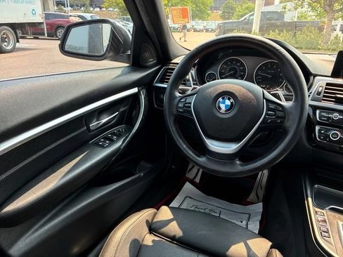 Used 2016 BMW 340i xDrive Sedan AWD/4WD image 19
