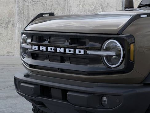 New 2026 Ford Bronco Outer Banks AWD/4WD image 19