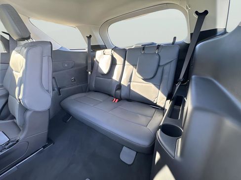 New 2026 Ford Explorer Active w/ Active Comfort Package AWD/4WD image 26