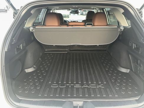 Used 2025 Subaru Outback Touring XT w/ Popular Package #2 image 18