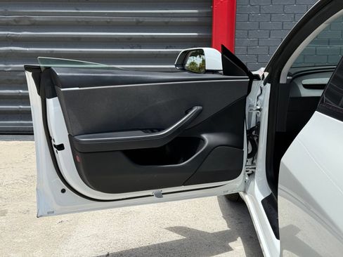 Used 2024 Tesla Model 3 Standard Range RWD image 15