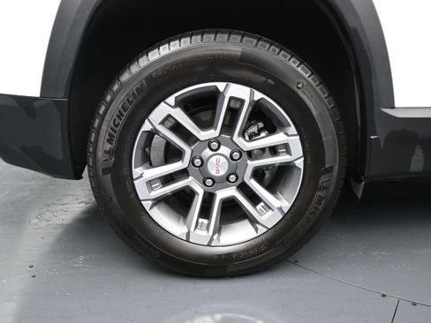 Used 2025 GMC Terrain Elevation AWD/4WD image 9