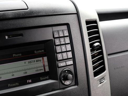 Used 2015 Mercedes-Benz Sprinter 3500 w/ High Idle Fixed Package image 18