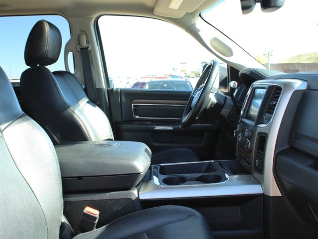 Used 2017 RAM 2500 Laramie w/ Sport Appearance Group AWD/4WD image 28