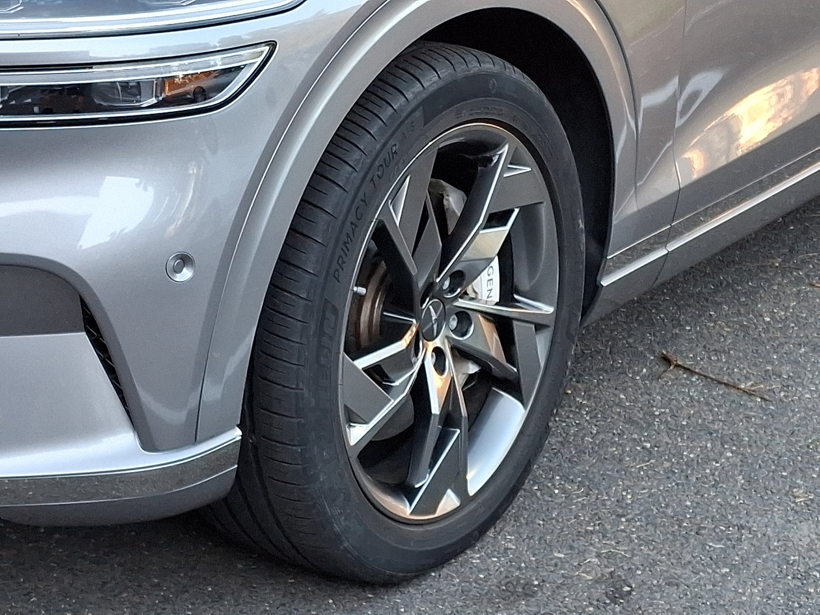 Certified 2023 Genesis Electrified GV70 w/ Prestige Package AWD/4WD image 6