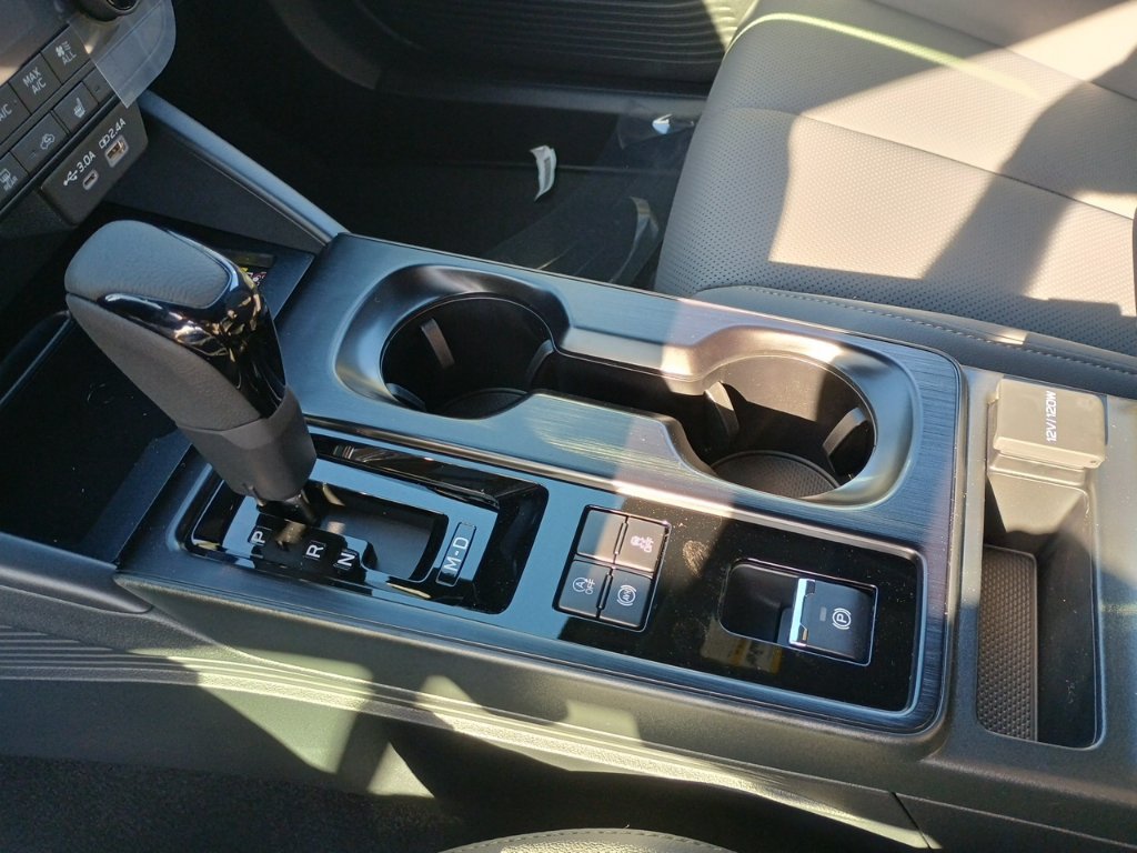 New 2026 Subaru Outback Limited AWD/4WD image 23