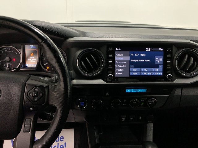 Used 2021 Toyota Tacoma TRD Sport AWD/4WD image 19
