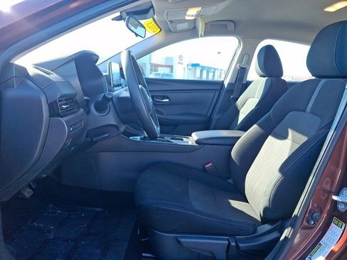 Used 2023 Nissan Sentra SV image 13