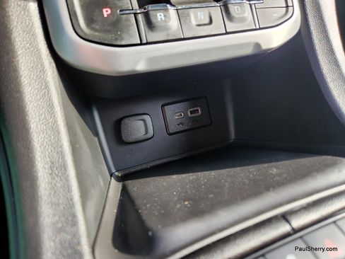 Used 2023 GMC Acadia SLE w/ Driver Convenience Package image 41