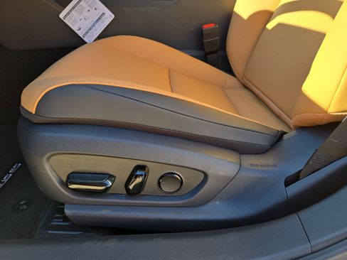 New 2025 Lexus ES 350 350 image 17