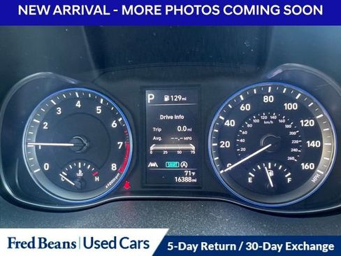 Used 2023 Hyundai Kona SEL image 12