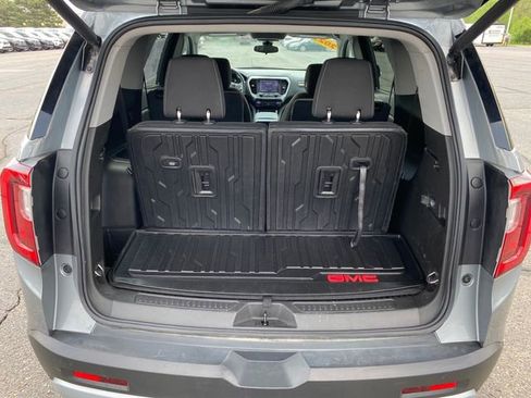 Certified 2023 GMC Acadia SLE w/ Driver Convenience Package FWD image 20