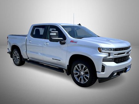 Used 2021 Chevrolet Silverado 1500 RST AWD/4WD image 3