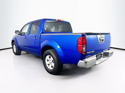 Used 2013 Nissan Frontier SV image 5
