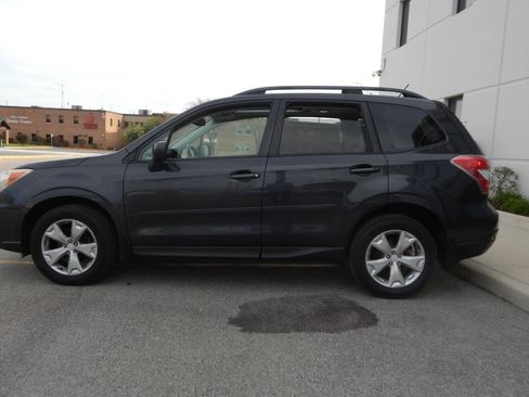 Used 2015 Subaru Forester 2.5i Premium w/ All-Weather Package AWD/4WD image 10