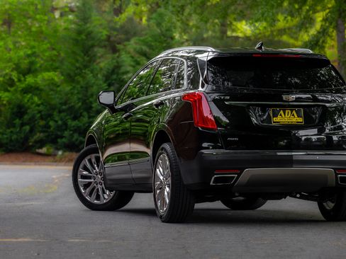 Used 2018 Cadillac XT5 Platinum AWD/4WD image 30