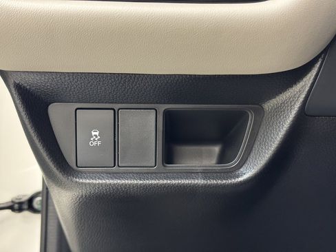 New 2026 Honda HR-V LX image 25