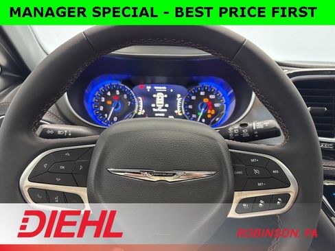 New 2026 Chrysler Pacifica Pinnacle image 32