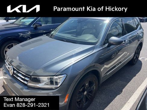 Used 2021 Volkswagen Tiguan SEL AWD/4WD image 2