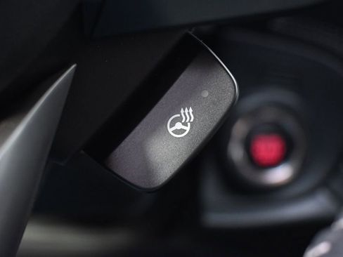 Certified 2025 Subaru Outback Limited image 36