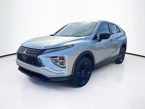 New 2026 Mitsubishi Eclipse Cross LE image 3