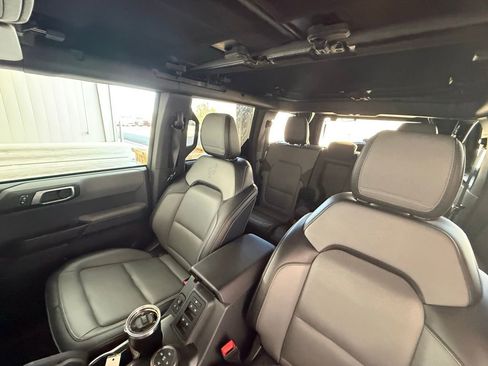 Used 2024 Ford Bronco Everglades image 28