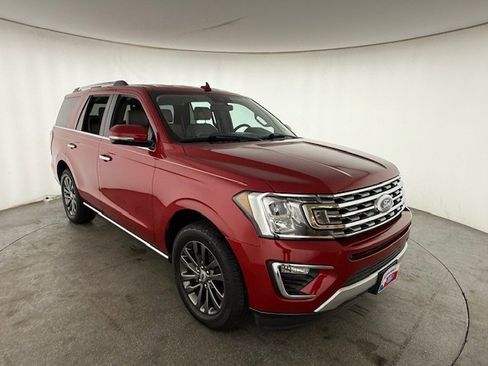 Used 2020 Ford Expedition Limited image 3