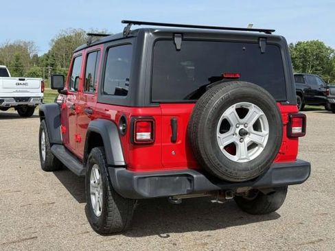 Used 2018 Jeep Wrangler Unlimited Sport S AWD/4WD image 6