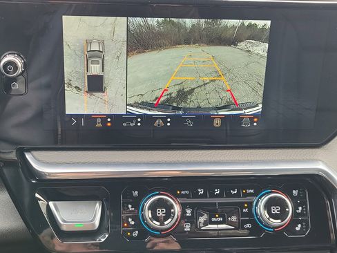 Certified 2025 GMC Sierra 1500 Denali AWD/4WD image 26