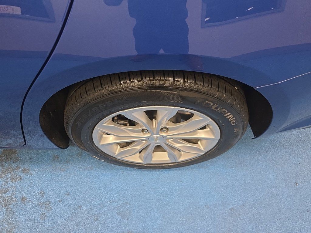 Certified 2023 Chevrolet Malibu LT FWD image 15