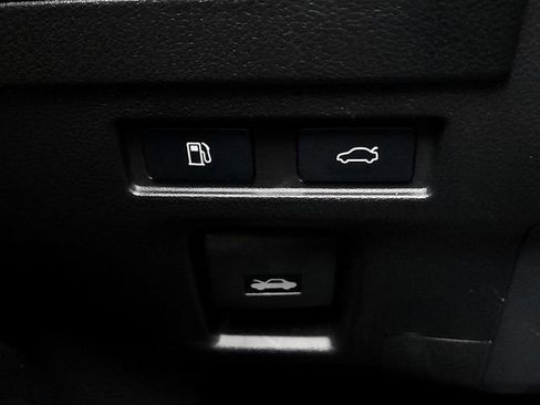 Certified 2025 Lexus ES 350 w/ Premium Package image 26