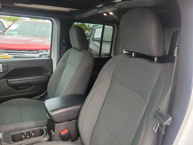 Used 2024 Jeep Wrangler Unlimited Sport AWD/4WD image 12