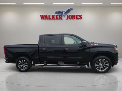 Used 2024 Chevrolet Silverado 1500 RST AWD/4WD image 8