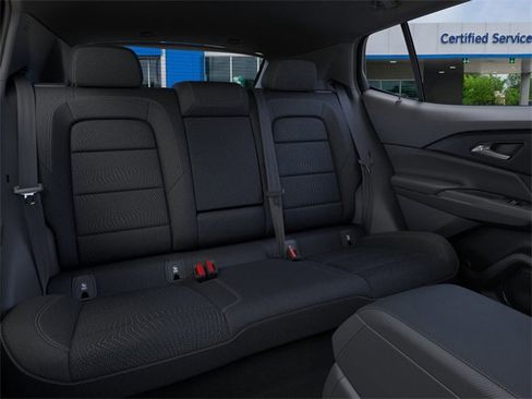 New 2026 Chevrolet Equinox EV LT image 17