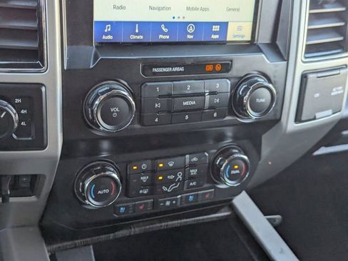 Used 2020 Ford F250 Lariat w/ Lariat Value Package image 28